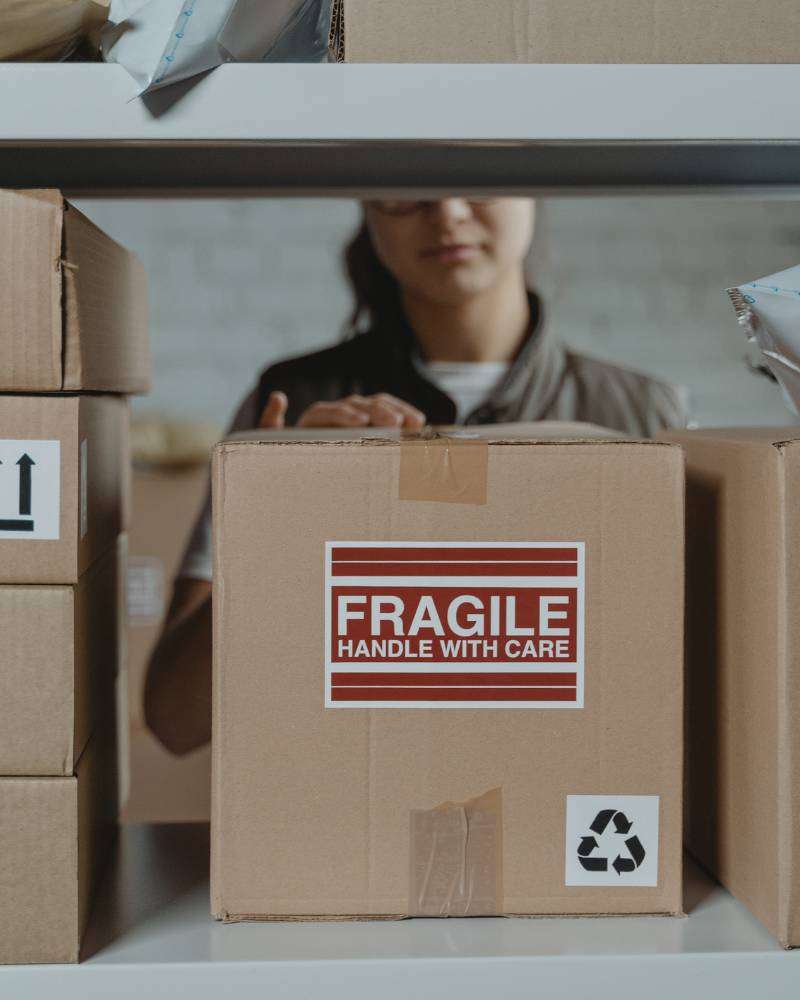 Best courier for fragile item delivery Dorset uk